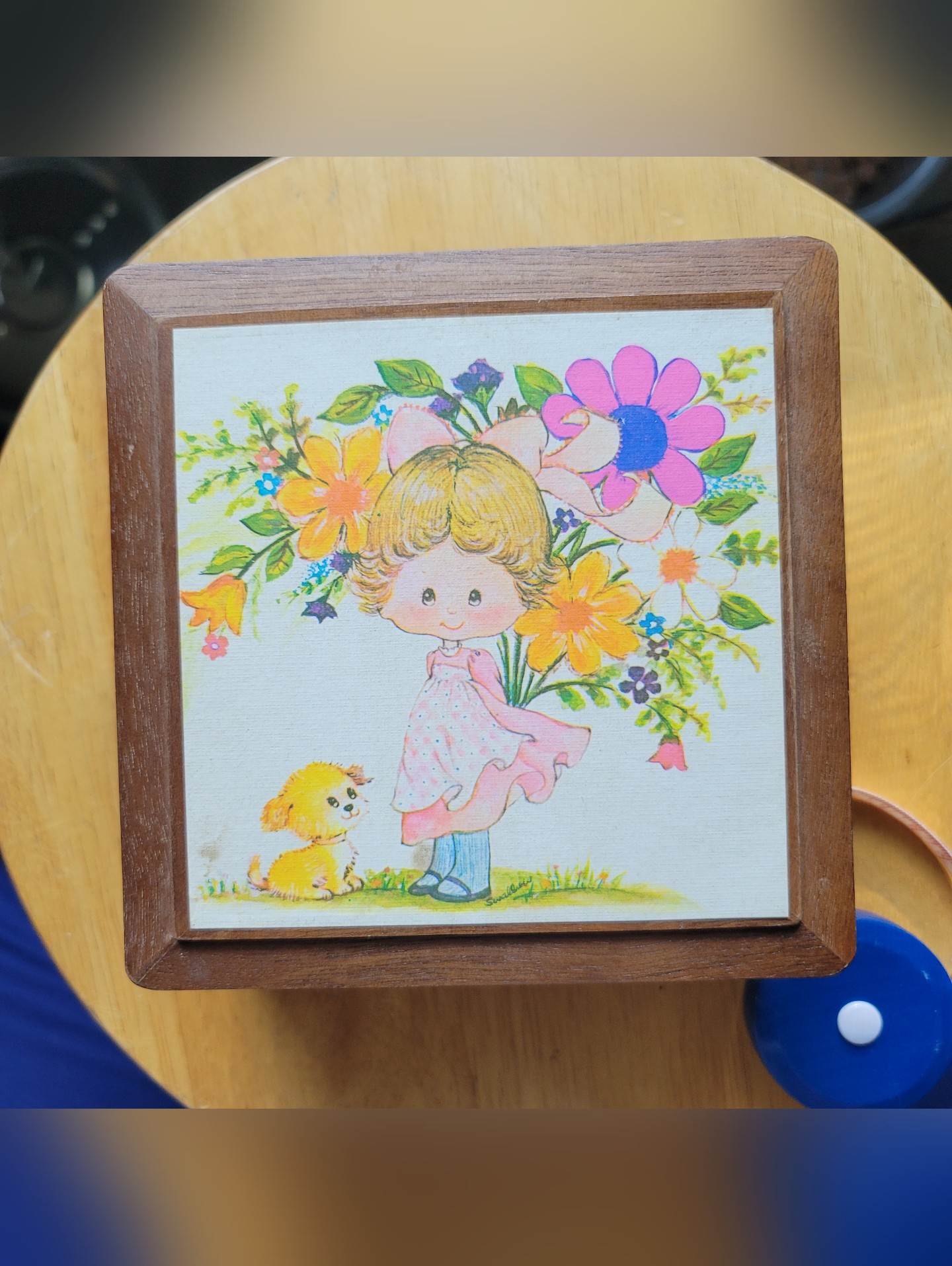 Vintage Little Girl And Puppy Jewelry Box With Mirror